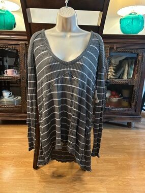 Free People Gray & White Striped V-Neck Knit Pullover